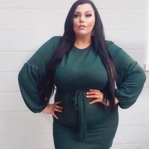 Plus Size Green Belt Design Lantern Sleeves 4X